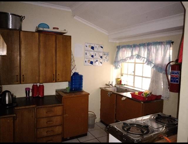 215M² BUSINESS FOR SALE IN VANDERBIJLPARK CE